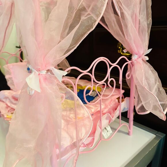 18” Doll Disney Princess Canopy Bed - Picture 2 of 12